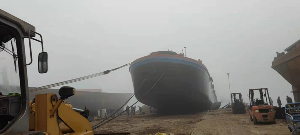 恭喜李老板船只下河，船號（四航258）